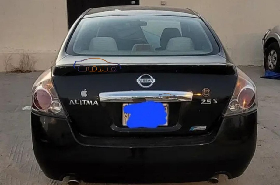 Altima Nissan Black