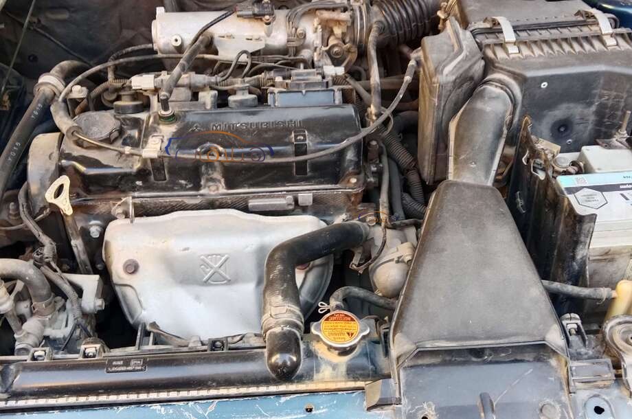 Lancer Puma Mitsubishi الأزرق الداكن