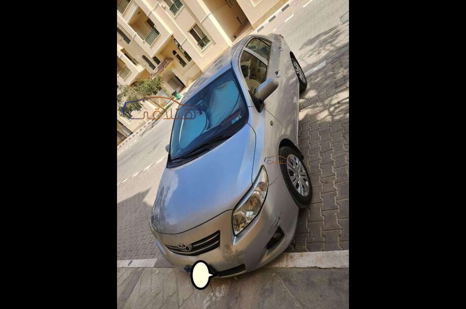 Corolla Toyota فضي