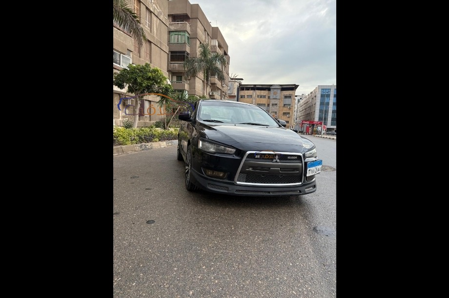 Lancer EX Shark Mitsubishi أسود