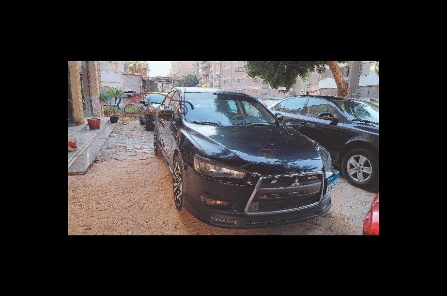 Lancer EX Shark Mitsubishi أسود