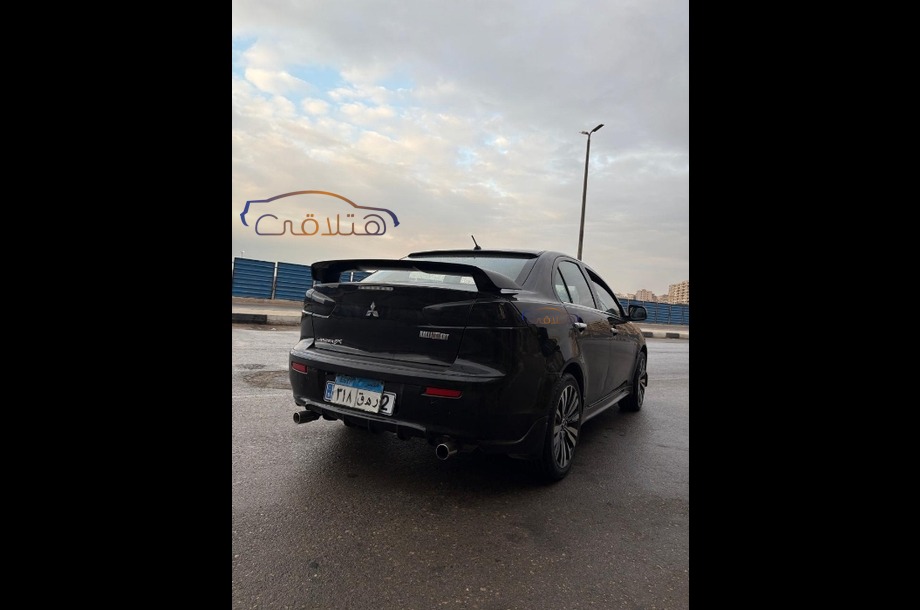 Lancer EX Shark Mitsubishi أسود