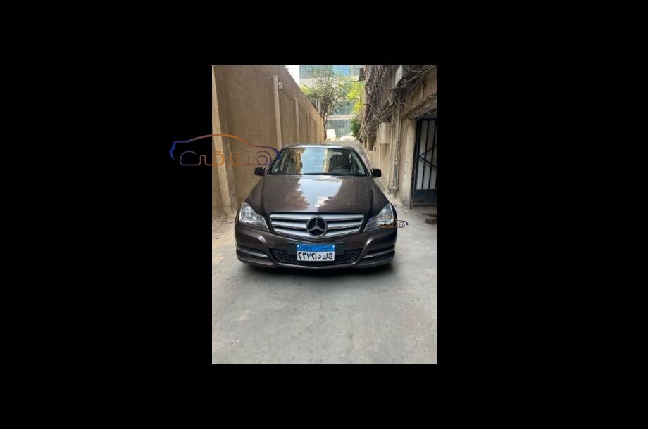 C 180 Mercedes Brown