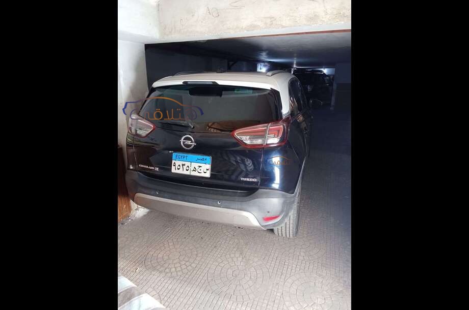 Crossland Opel أزرق