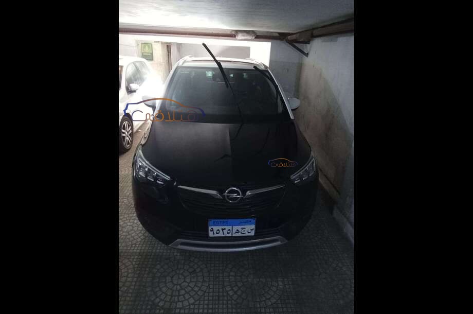 Crossland Opel أزرق