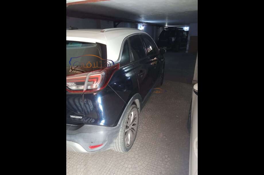 Crossland Opel أزرق