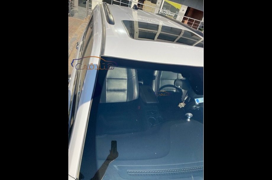 Grand Cherokee Jeep White