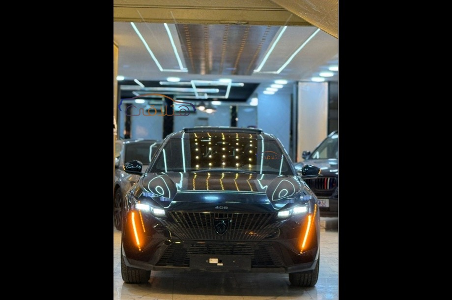 408 Peugeot أسود