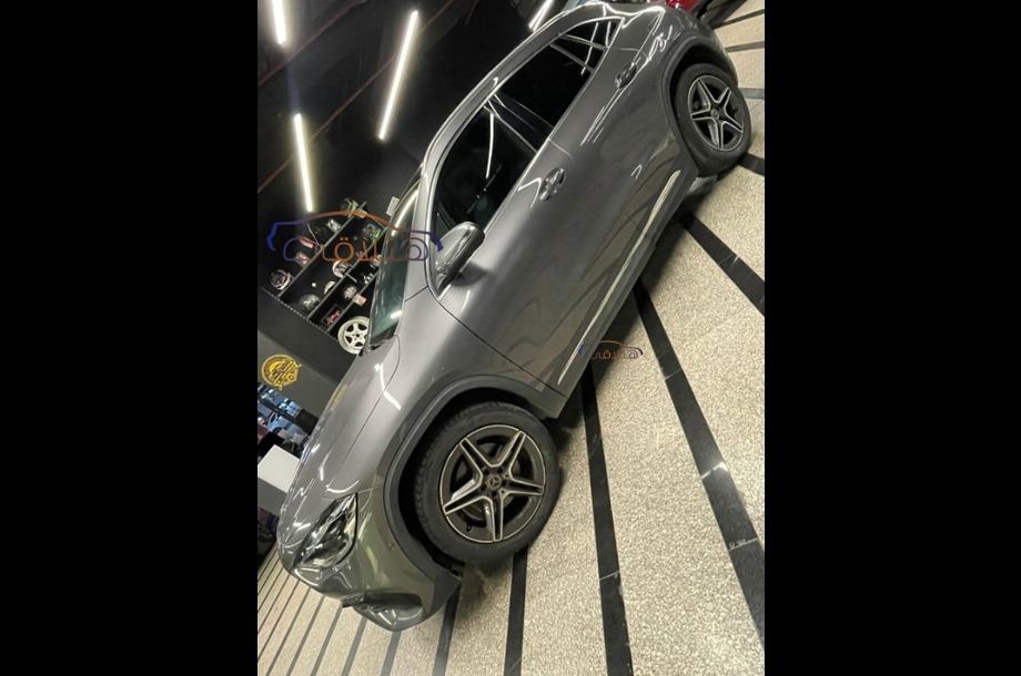 GLA 200 Mercedes رمادي