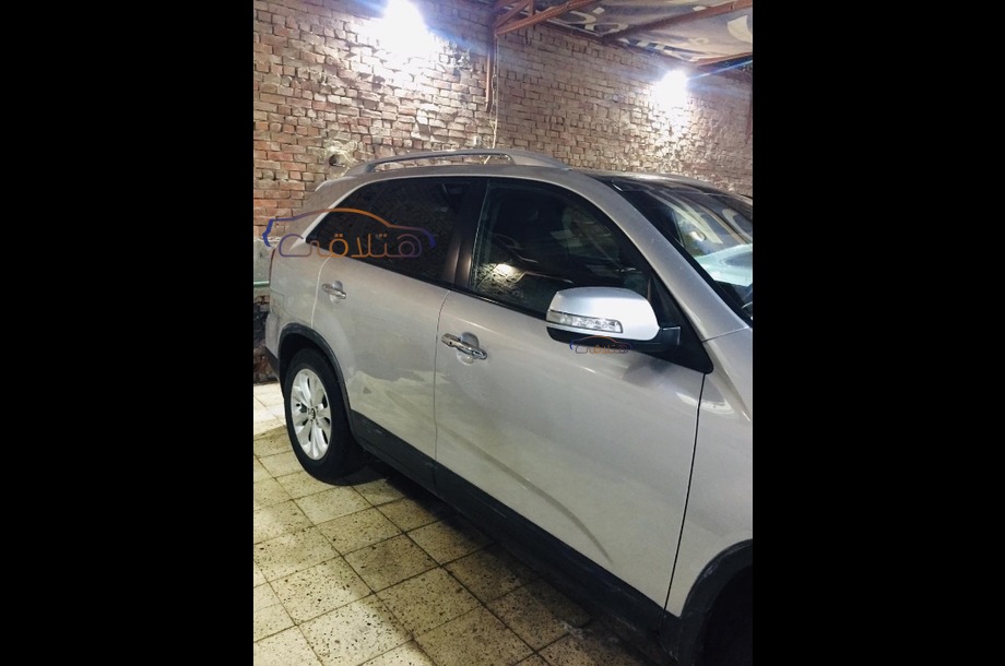 Sorento Kia فضي