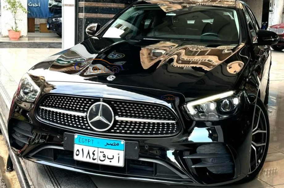 E 200 Mercedes Black
