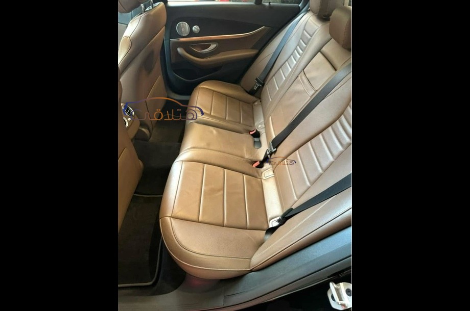 E 200 Mercedes Black