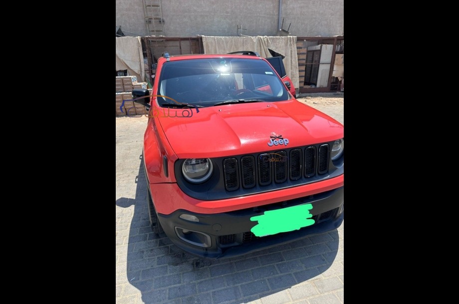 Renegade Jeep احمر