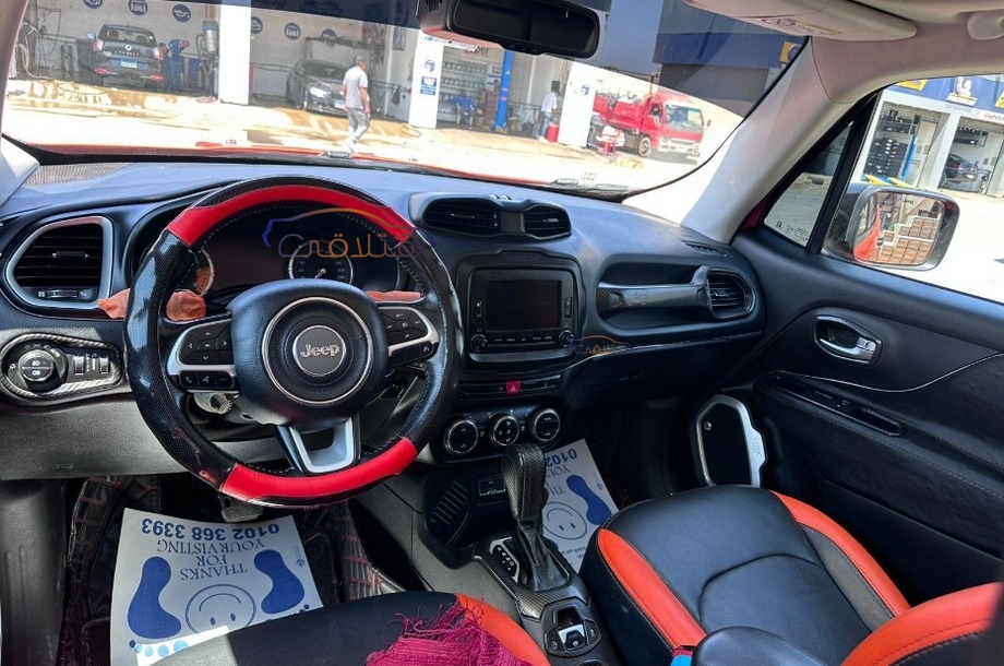 Renegade Jeep احمر