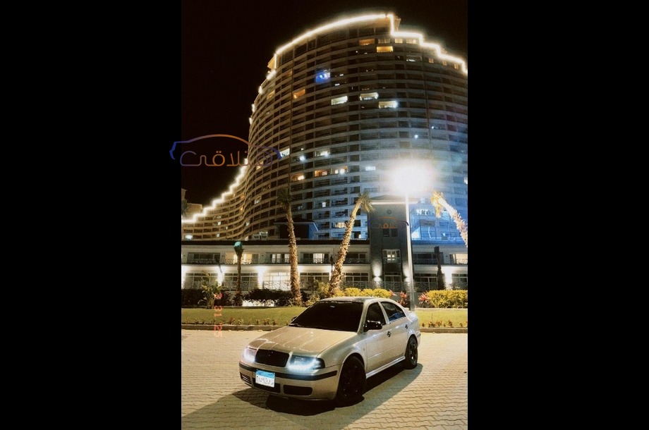 Octavia A4 Skoda Gold