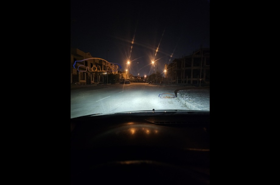 Logan Renault أزرق