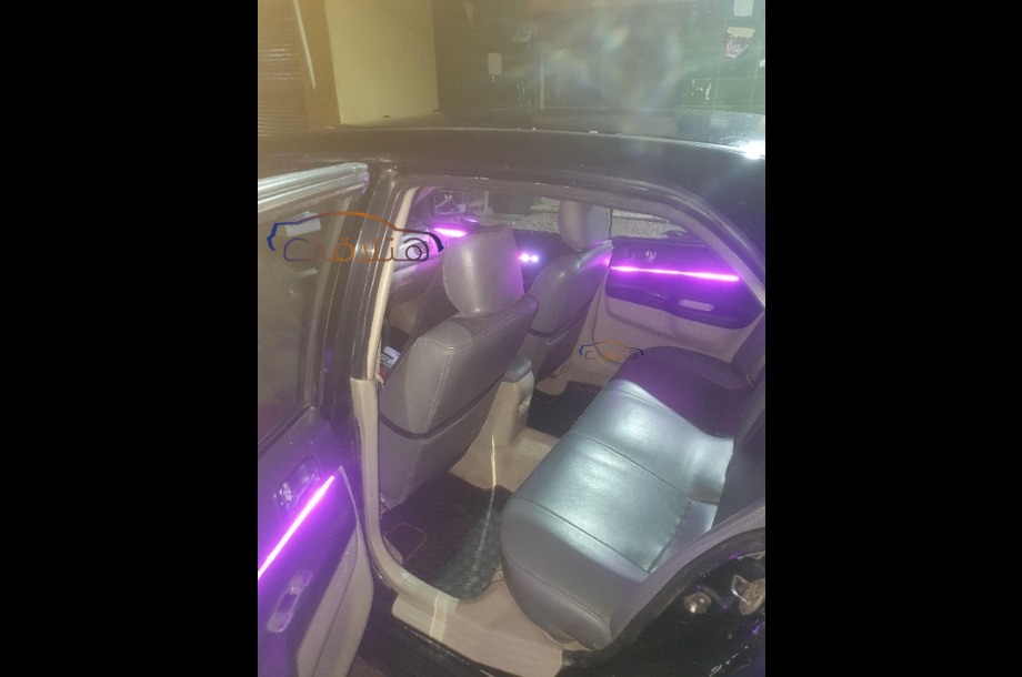 Lancer Puma Mitsubishi أسود