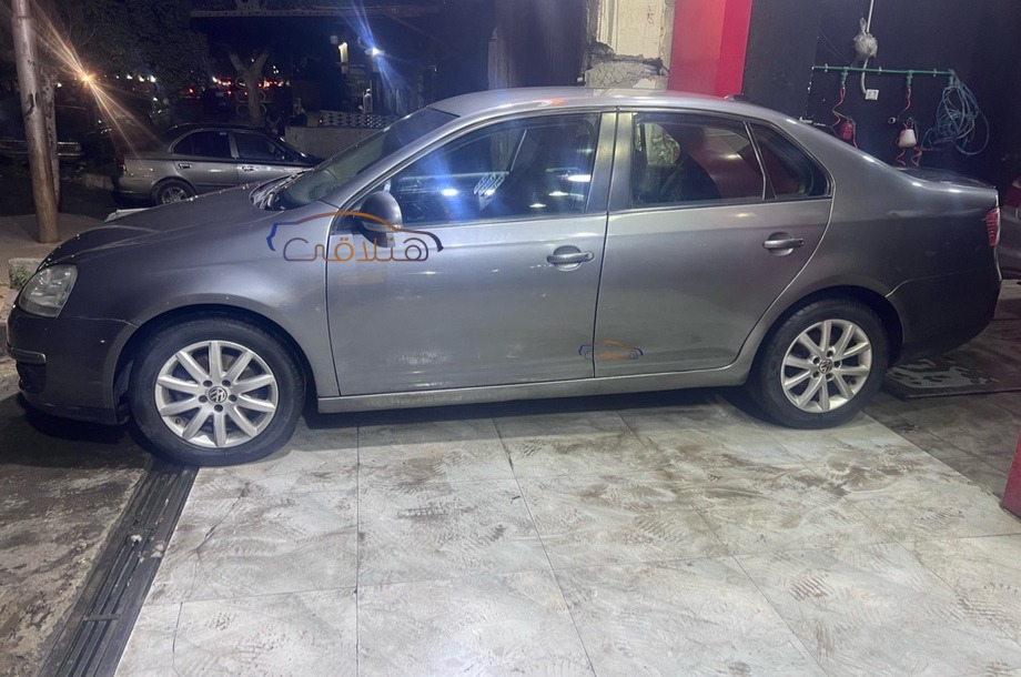 Jetta Volkswagen Gray