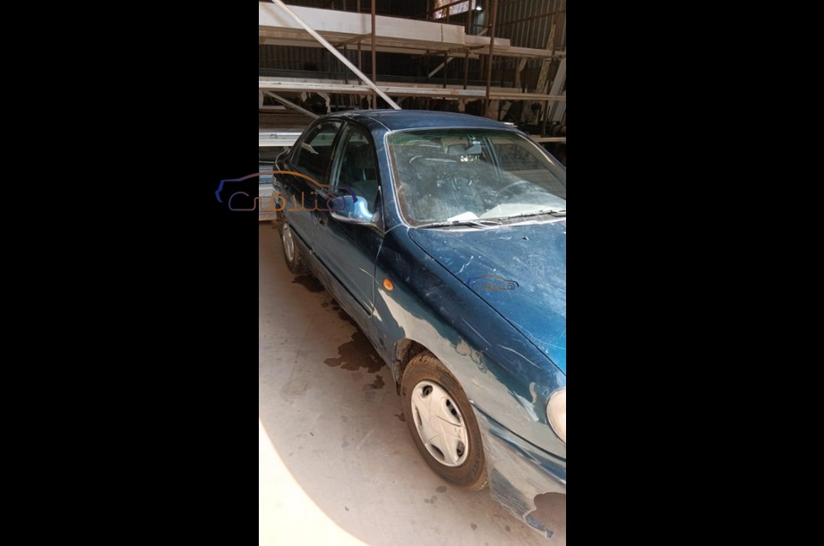 Lanos Daewoo أزرق