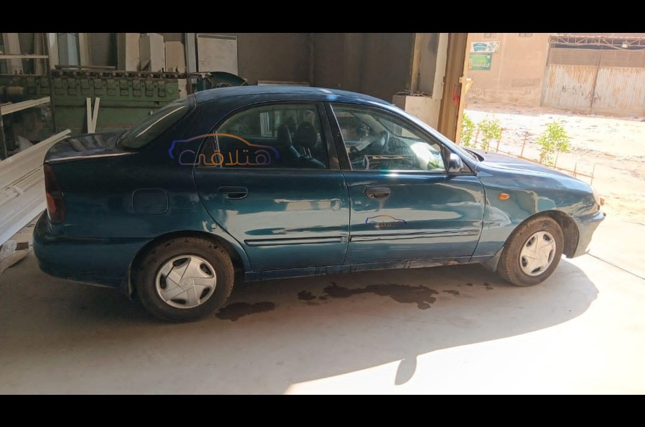 Lanos Daewoo أزرق