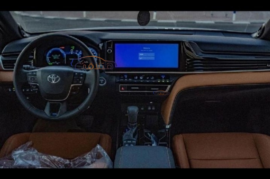 Camry Toyota أسود