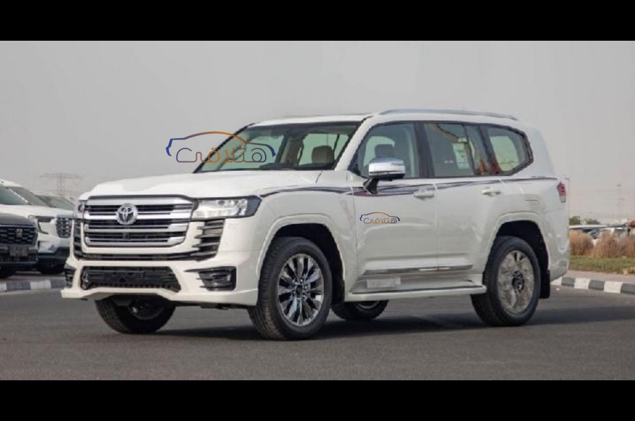 Land Cruiser Toyota أبيض