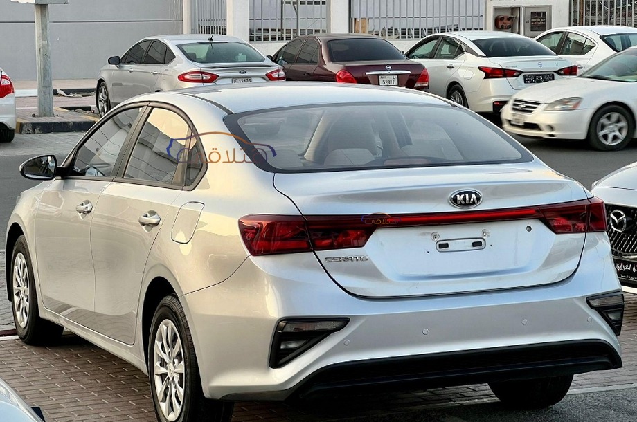 K3 Kia فضي