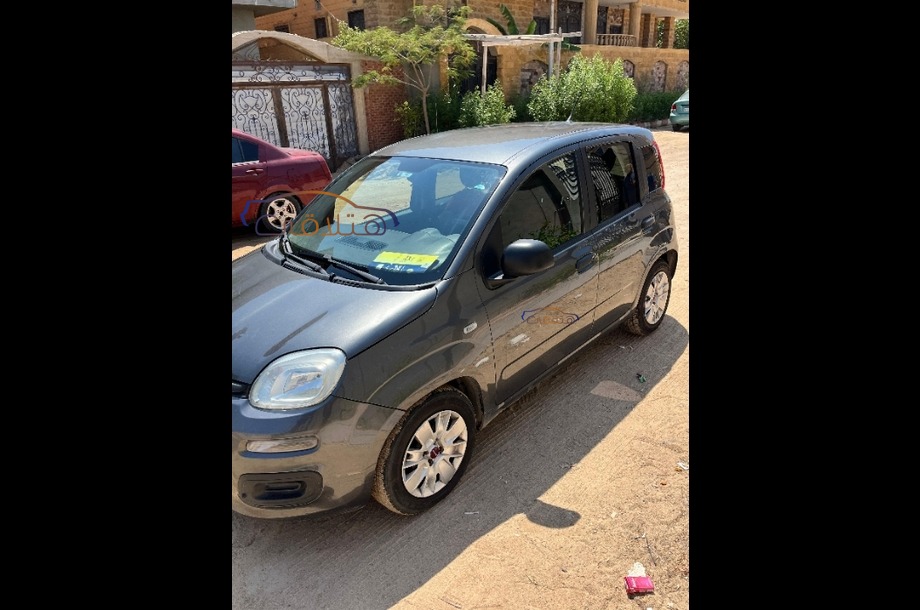 Panda Fiat فضي