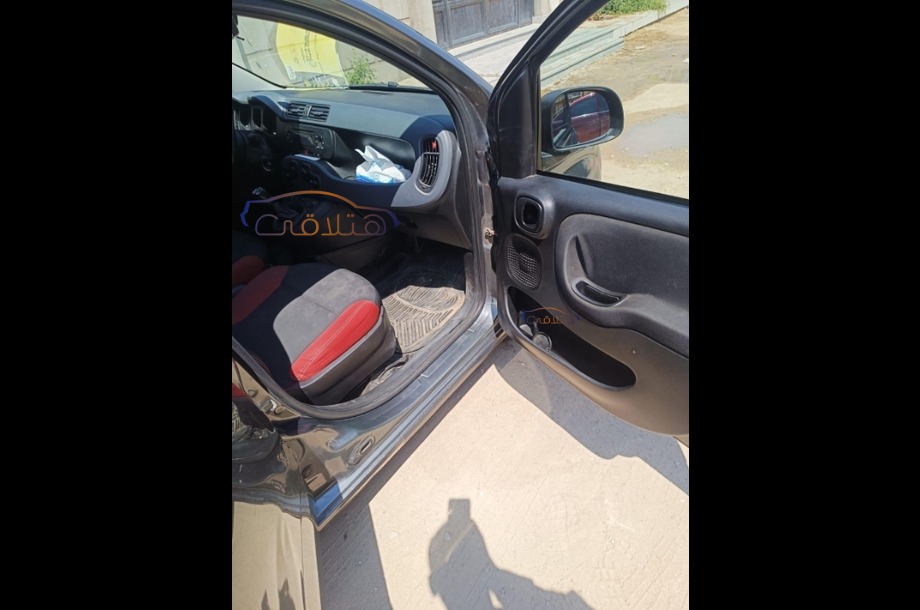 Panda Fiat فضي