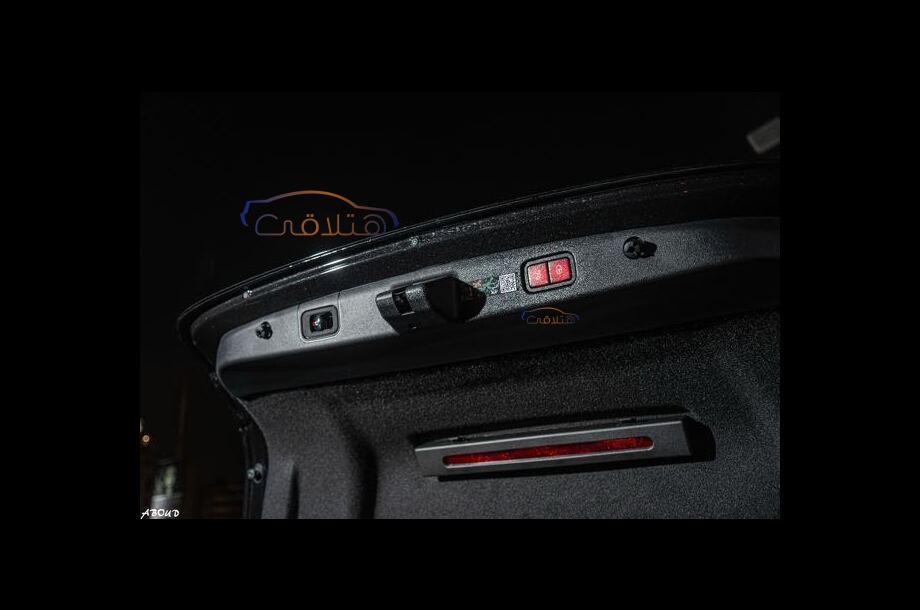 E 300 Mercedes أسود