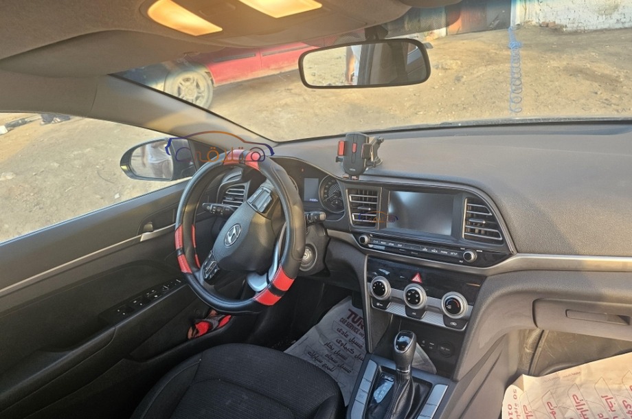 Elantra AD Hyundai بترولي