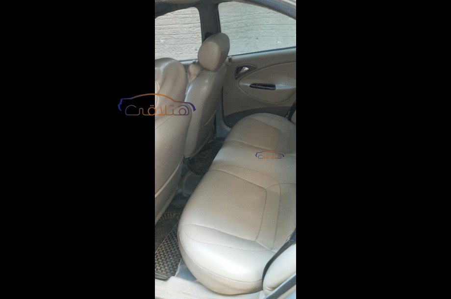 Nubira 2 Daewoo فضي