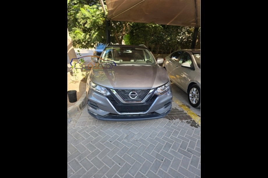 Qashqai Nissan رمادي