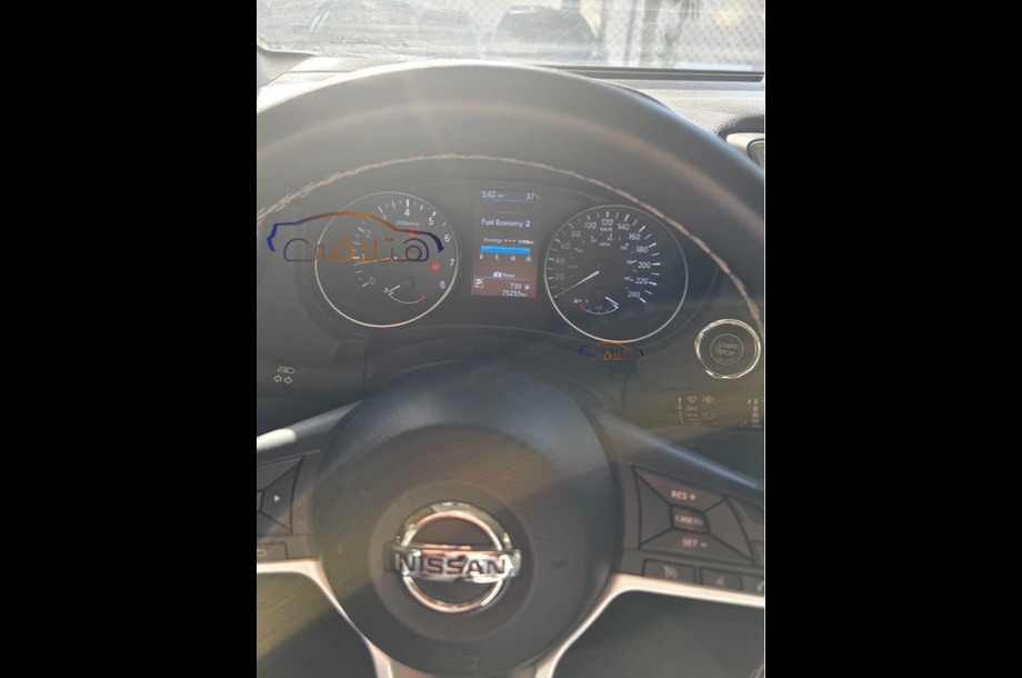 Qashqai Nissan رمادي