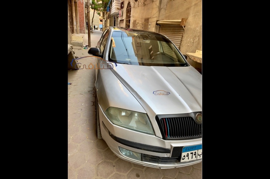 Octavia A5 Skoda فضي