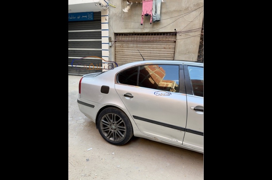 Octavia A5 Skoda فضي