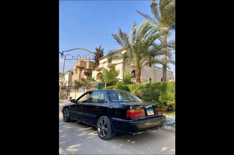 Accord Honda الأزرق الداكن