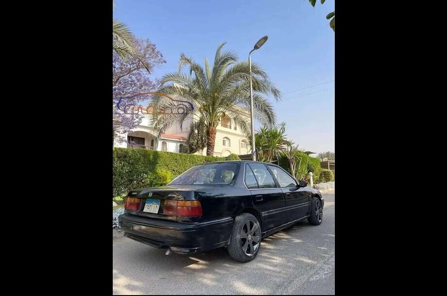 Accord Honda الأزرق الداكن