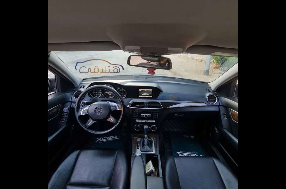 C 180 Mercedes رمادي