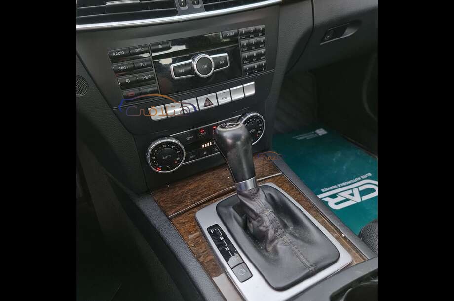 C 180 Mercedes رمادي