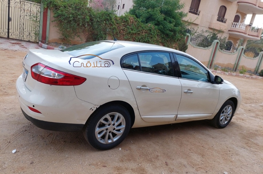 Fluence Renault بيج