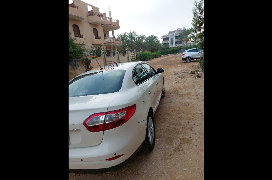 Fluence Renault بيج