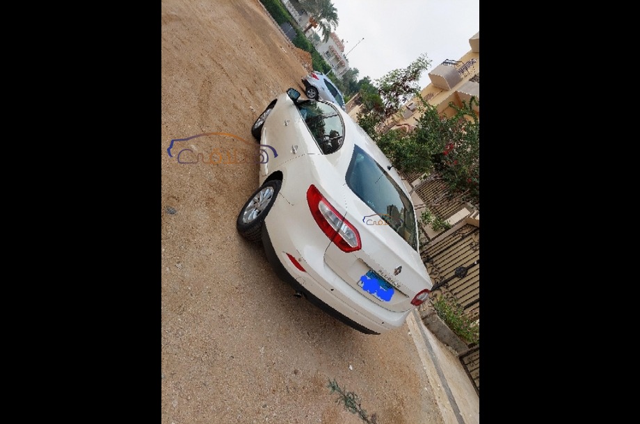 Fluence Renault بيج