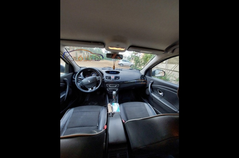 Fluence Renault بيج