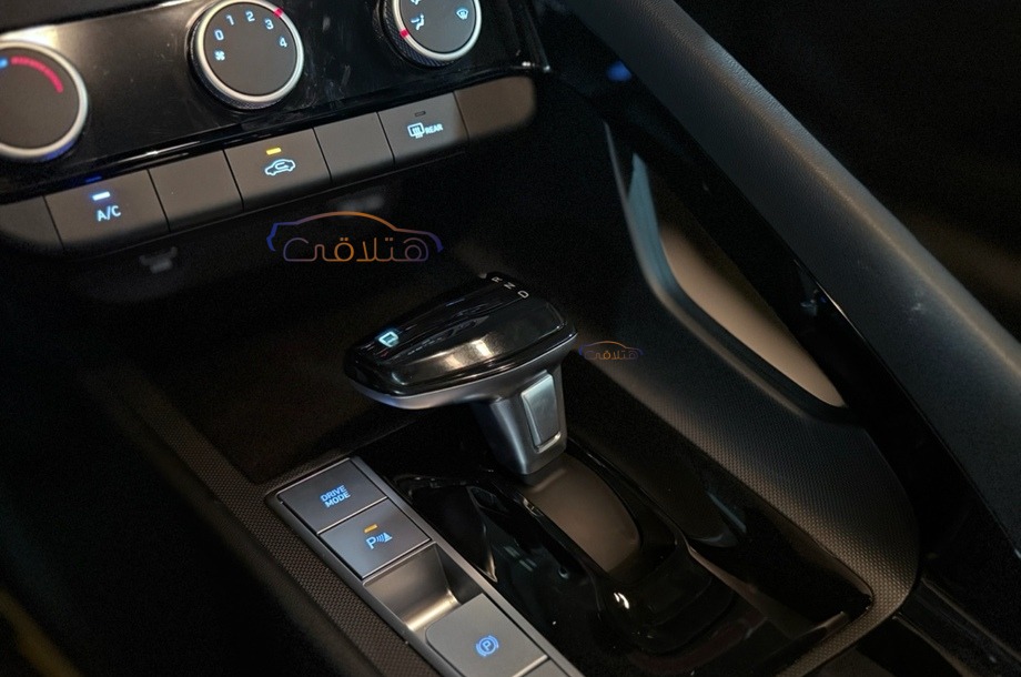 Elantra CN7 Hyundai أبيض