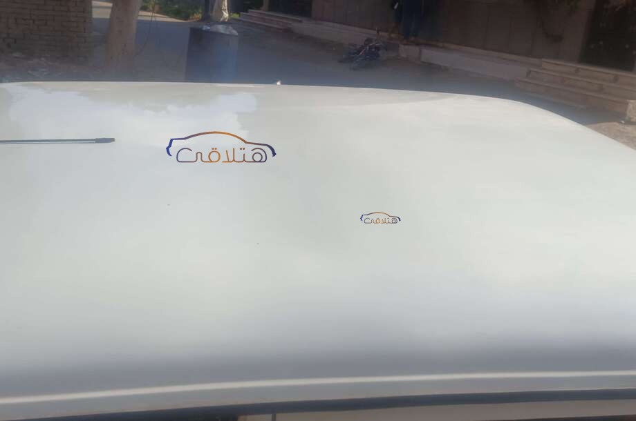 Shahin Fiat أبيض