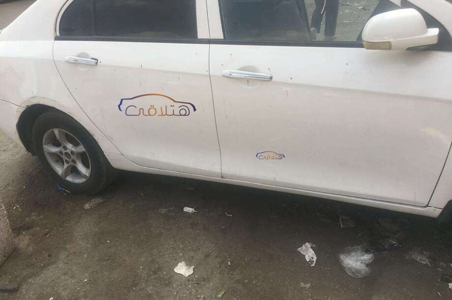 Emgrand 7 Geely أبيض