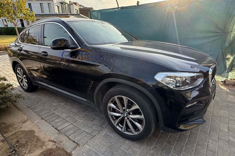 X4 BMW Black