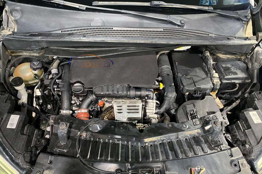 Crossland Opel أسود