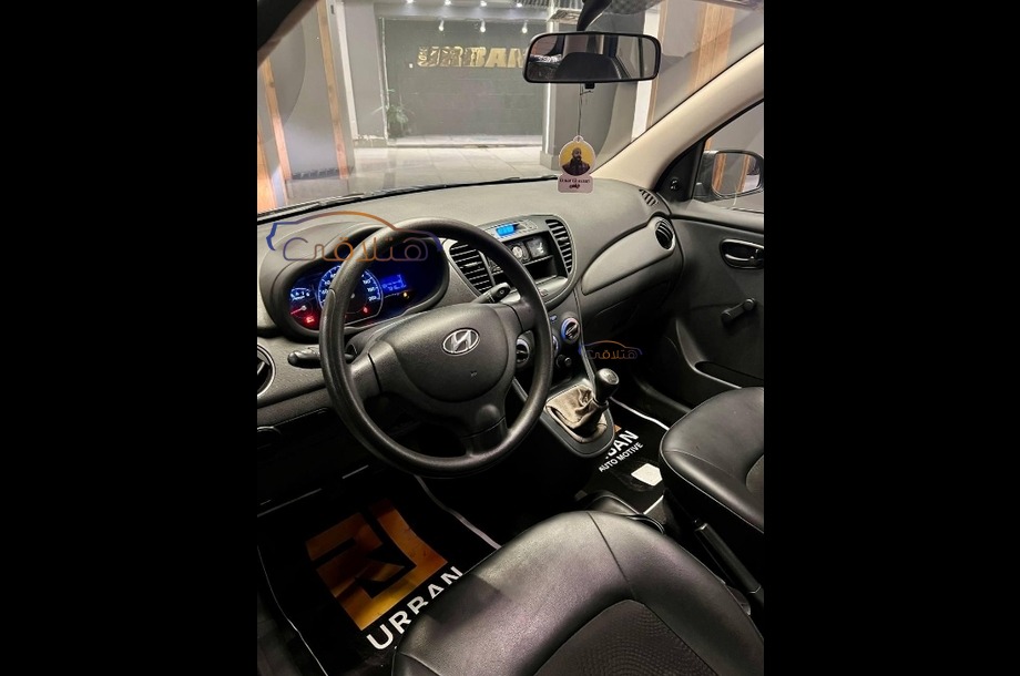 I10 Hyundai أزرق